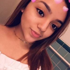 Meet your Posher, Adriana